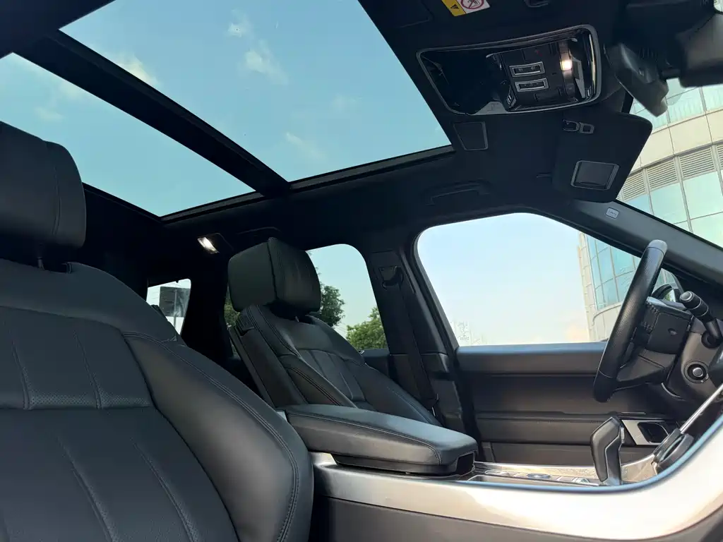 Land Rover Range Rover Sport New Energy 2019 — фото 11