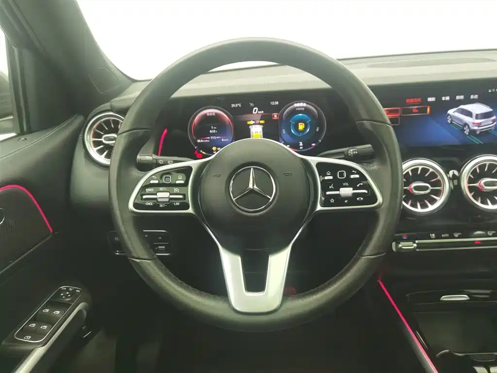 Mercedes-Benz GLB 2021 — фото 11