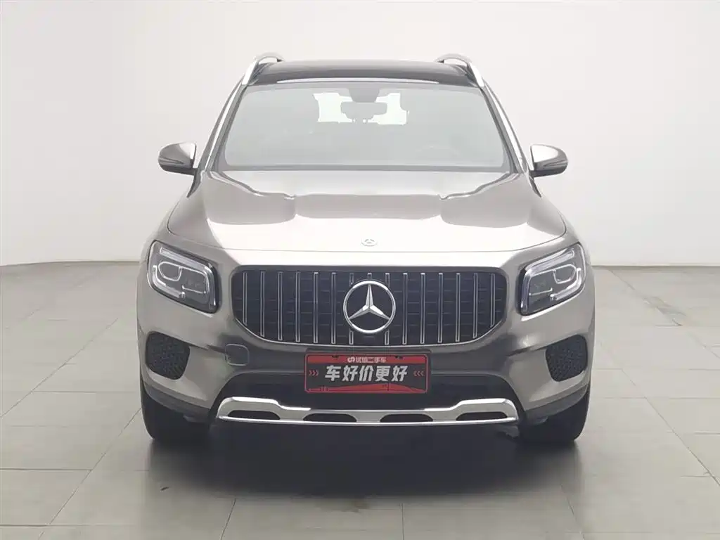 Mercedes-Benz GLB 2021