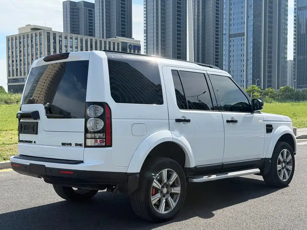 Land Rover Discovery 2014 — фото 6