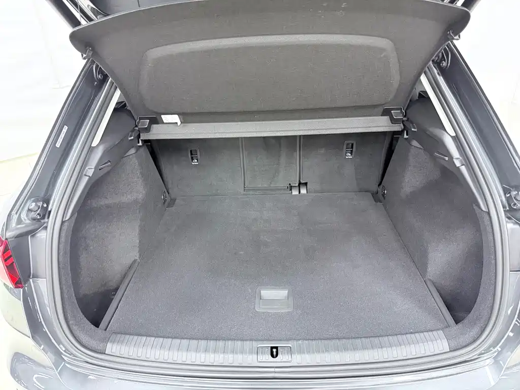 Audi Q3 2022 — фото 22