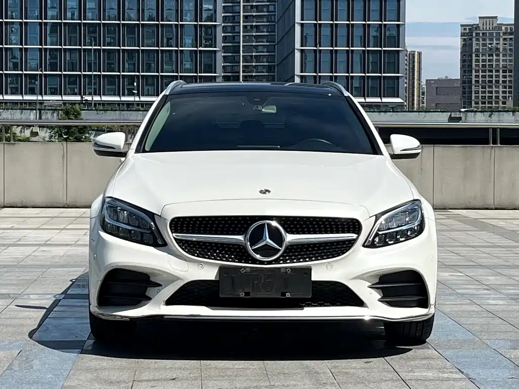 Mercedes-Benz C-Class 2021