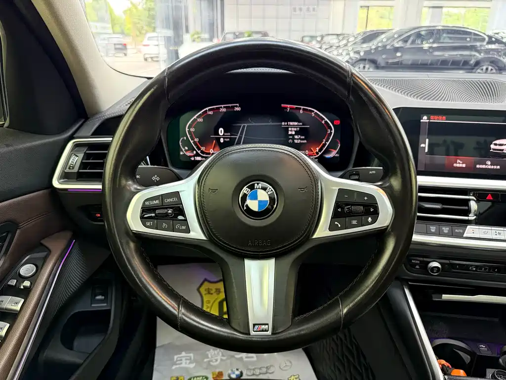 BMW 3 Series 2022 — фото 10