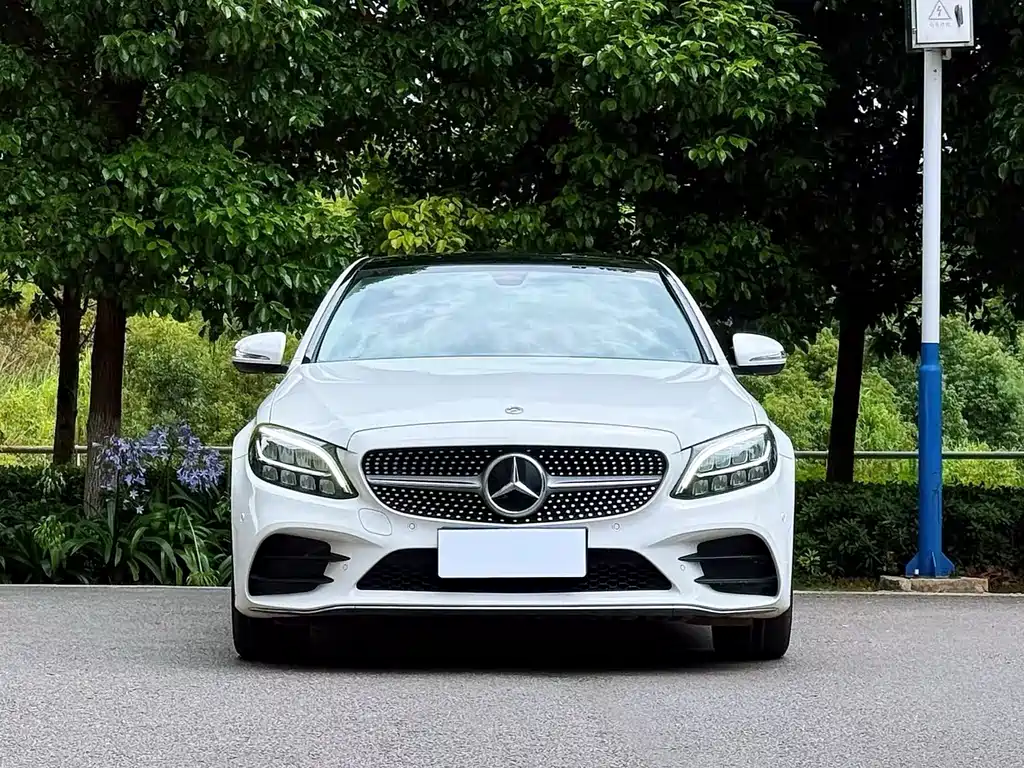 Mercedes-Benz C-Class 2019