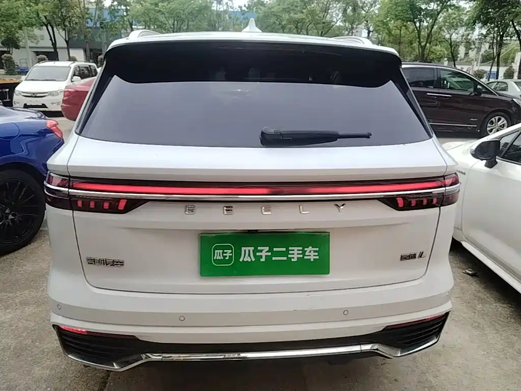 Geely Xingyue L 2023 — фото 6