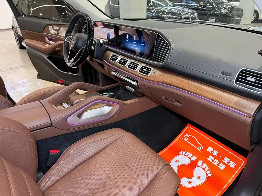 Mercedes-Benz GLS 2025 — фото 13