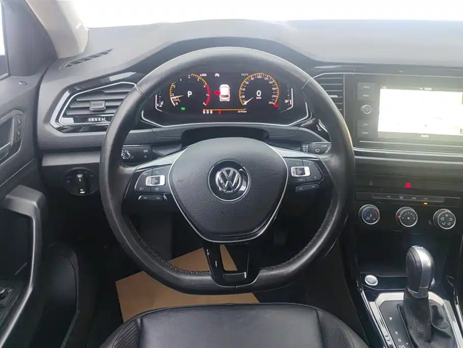Volkswagen T-Roc 2020 — фото 15