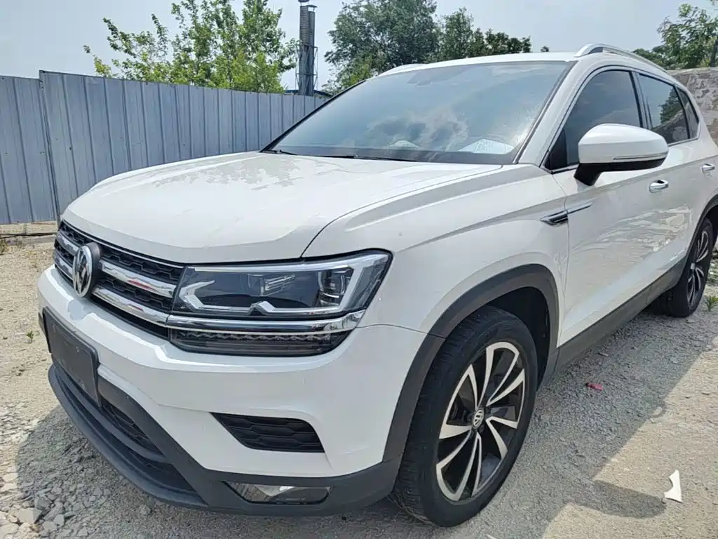 Volkswagen Tharu 2020