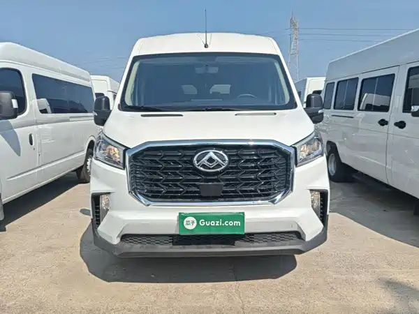 Maxus V90 2024