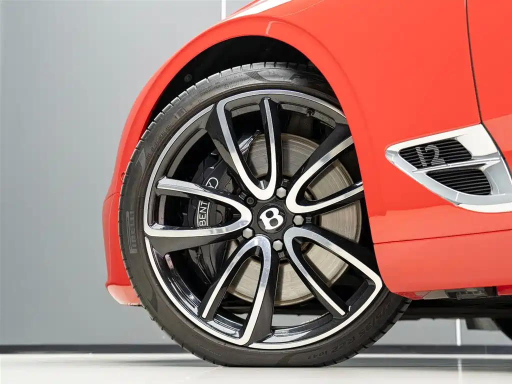 Bentley Continental 2020