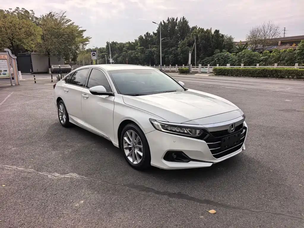 Honda Accord 2022 — фото 3