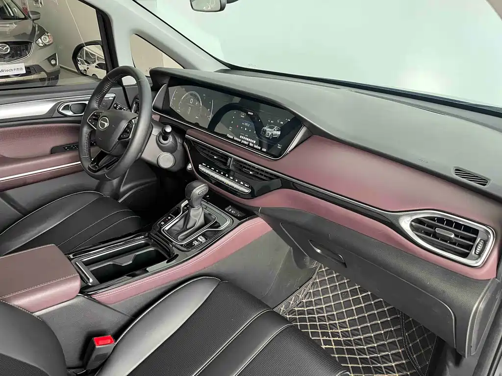GAC Motor Trumpchi M6 2024 — фото 18