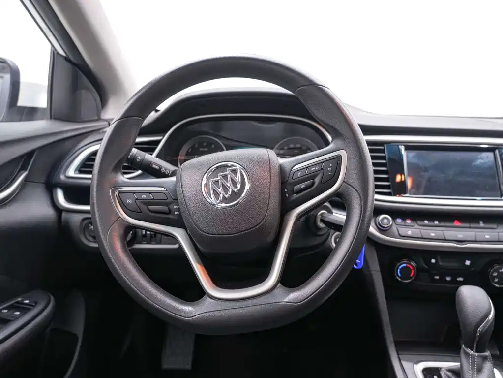 Buick Excelle 2021 — фото 17