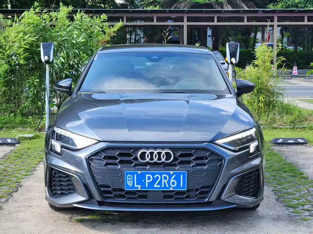 Audi A3 2022 — фото 2