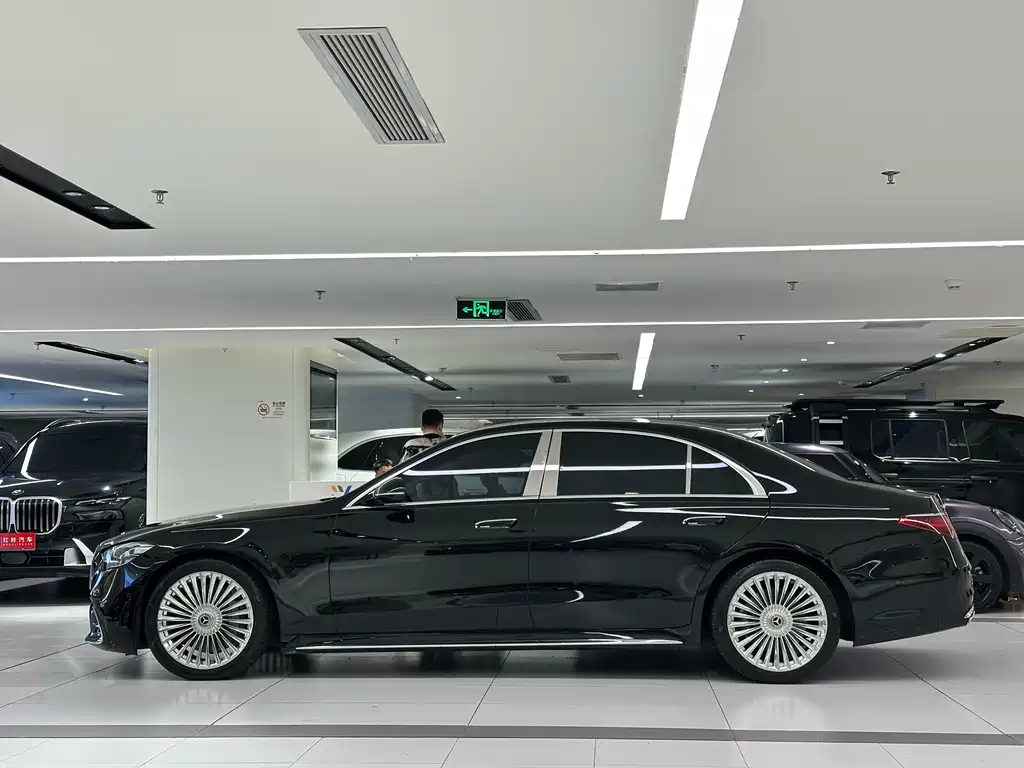 Mercedes-Benz S-Class 2022