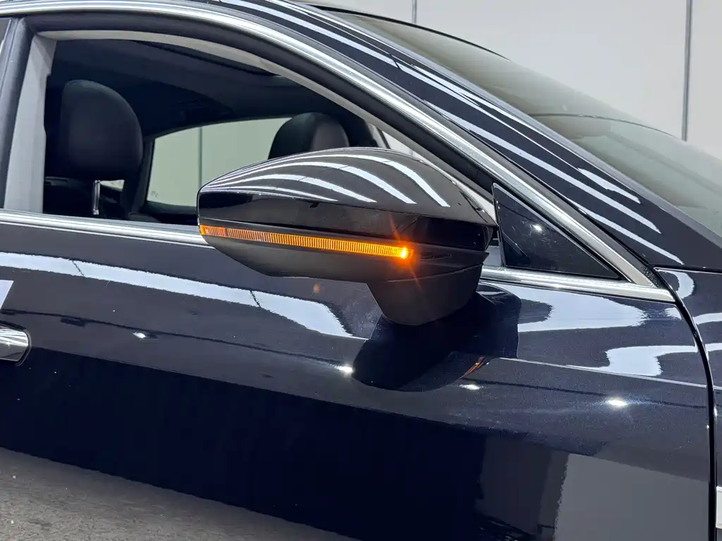 Audi A7L 2023 — фото 41