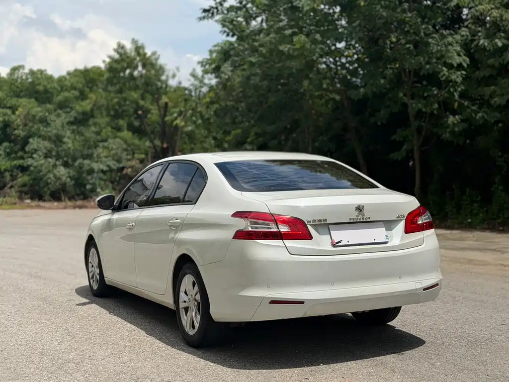 Peugeot 408 2014