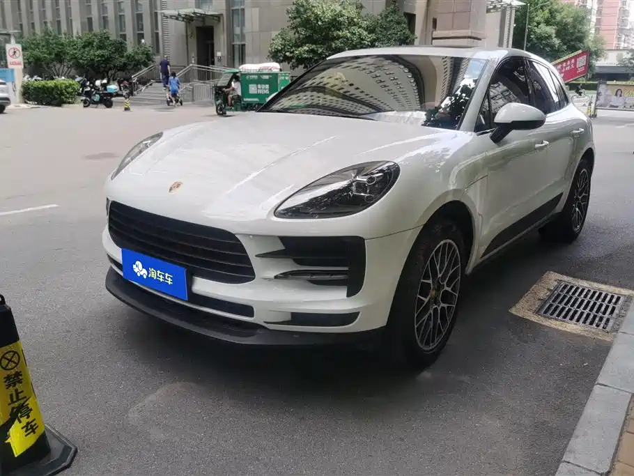 Porsche Macan 2020