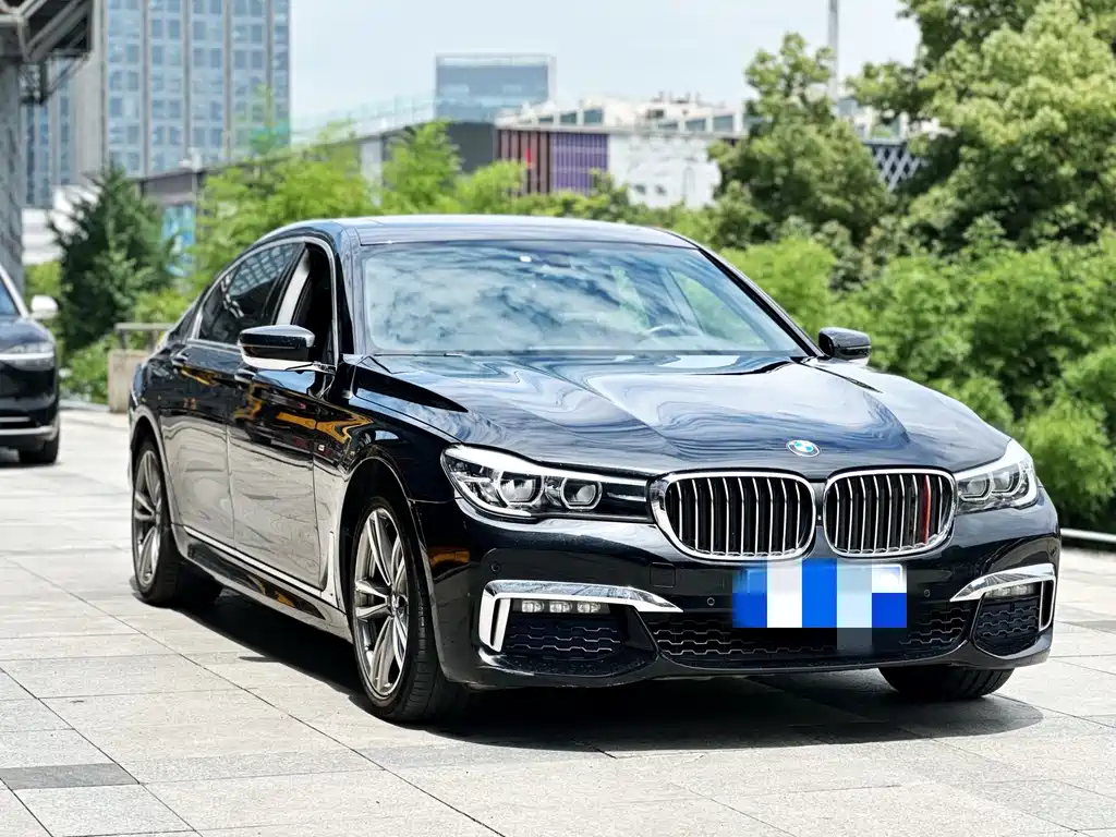 BMW 7 Series 2017 — фото 3