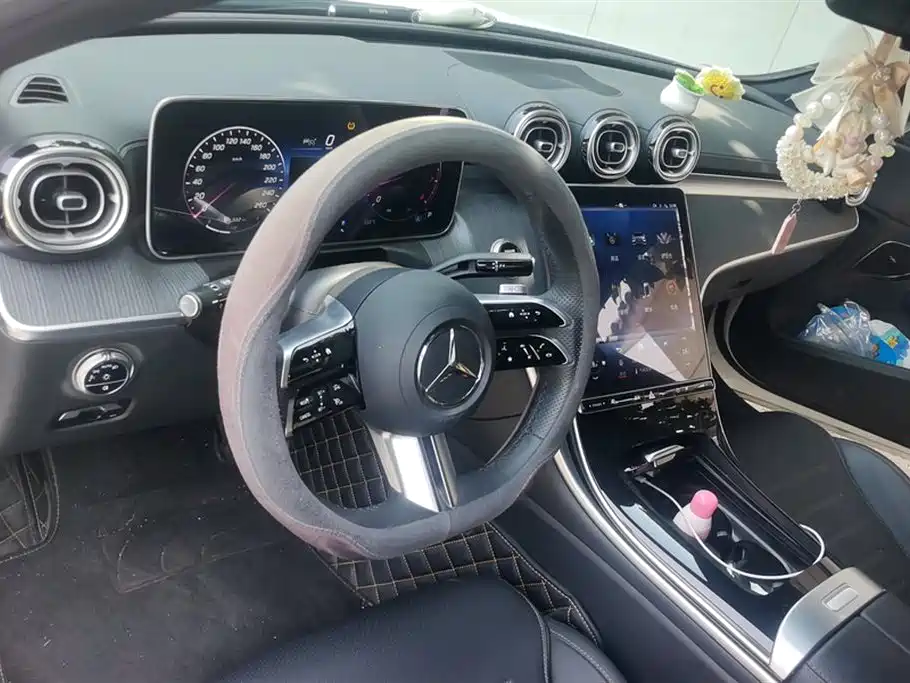 Mercedes-Benz C-Class 2024 — фото 12