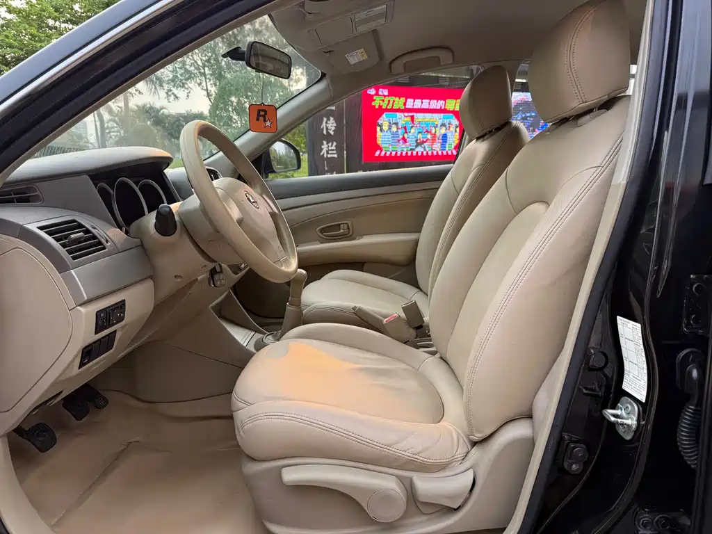 Nissan Sylphy 2017 — фото 12
