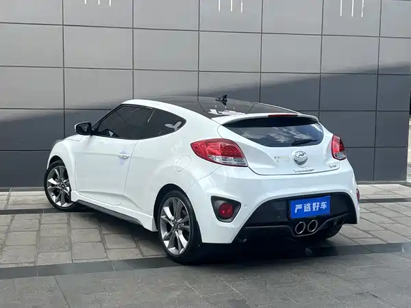 Hyundai Veloster 2016
