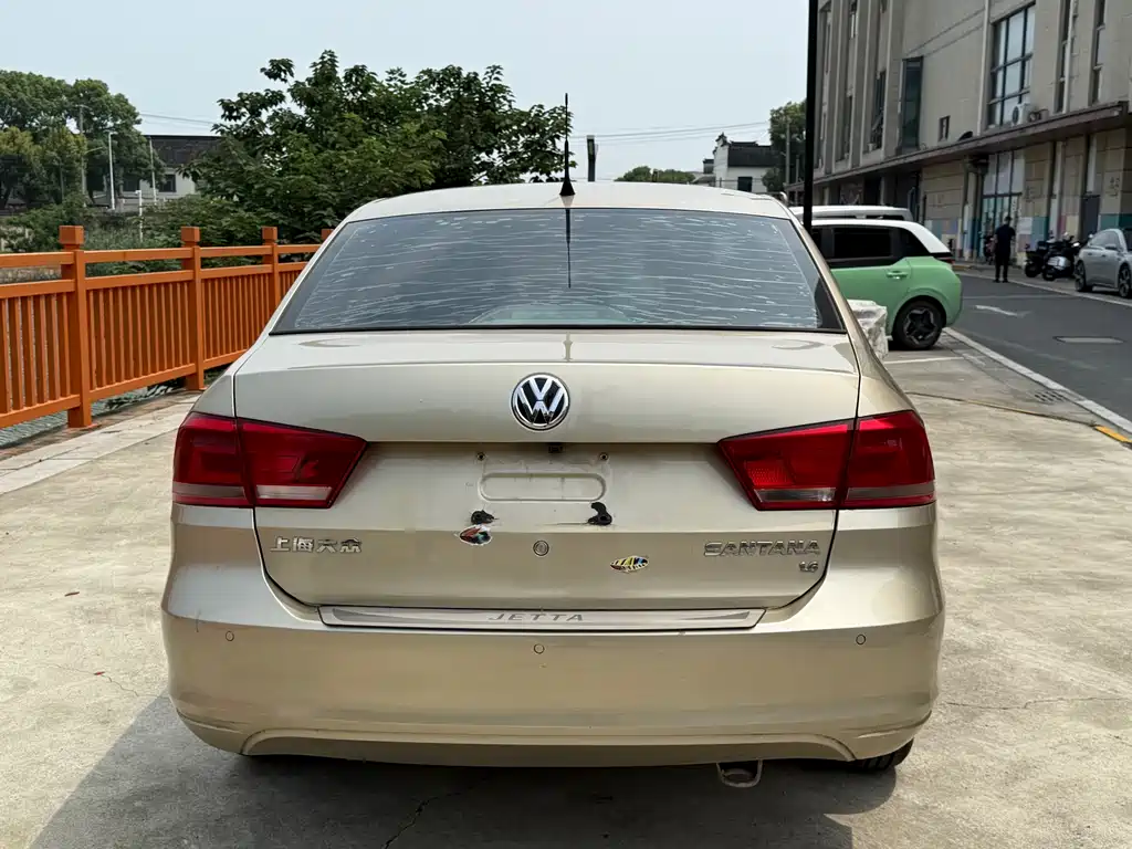 Volkswagen Santana 2015