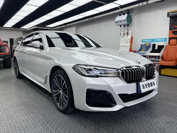 BMW 5 Series 2023