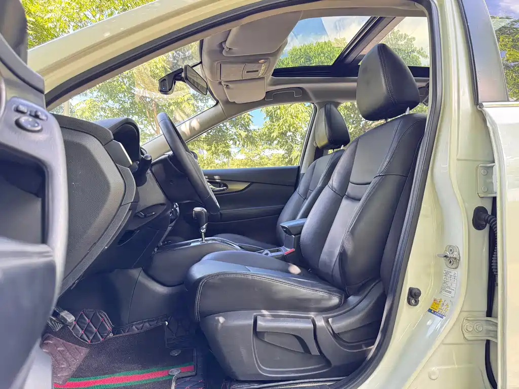 Nissan X-Trail 2014