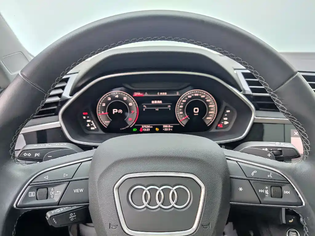 Audi Q3 2022 — фото 19