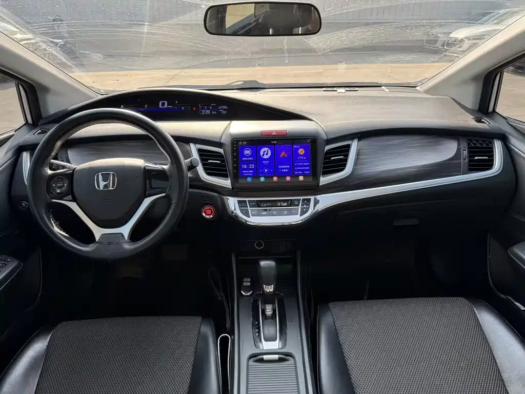 Honda Jade 2019 — фото 9