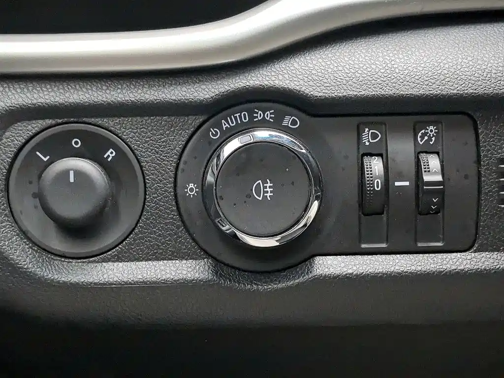 Buick Excelle 2021 — фото 21