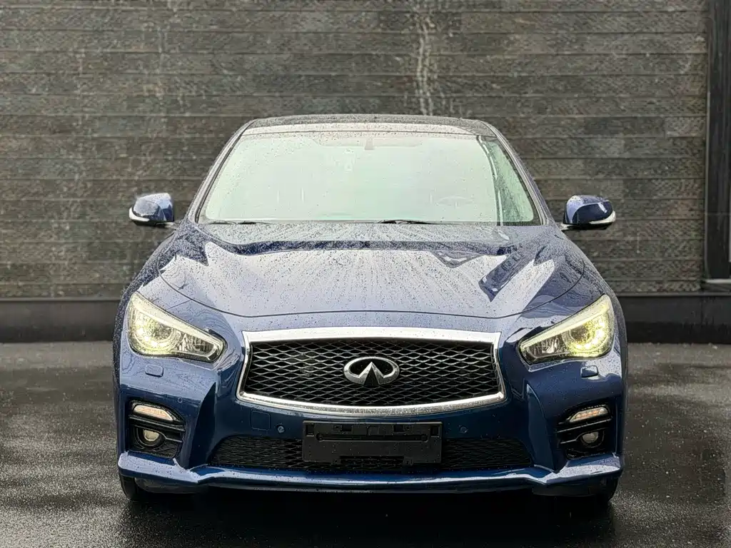 Infiniti Q50L 2017 — фото 2
