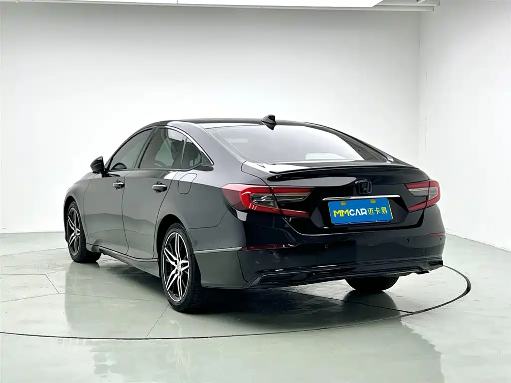 Honda Accord 2022 — фото 2