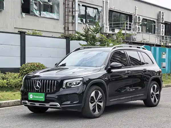 Mercedes-Benz GLB 2021