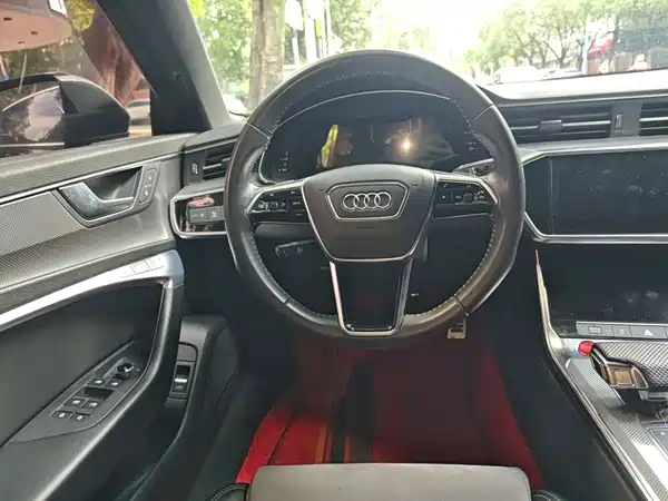 Audi A6L 2021