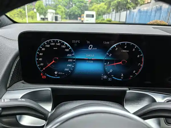 Mercedes-Benz GLB 2021