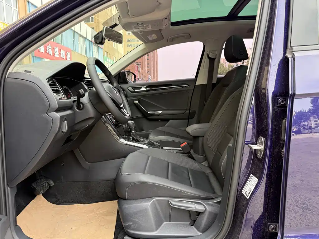 Volkswagen T-Roc 2018