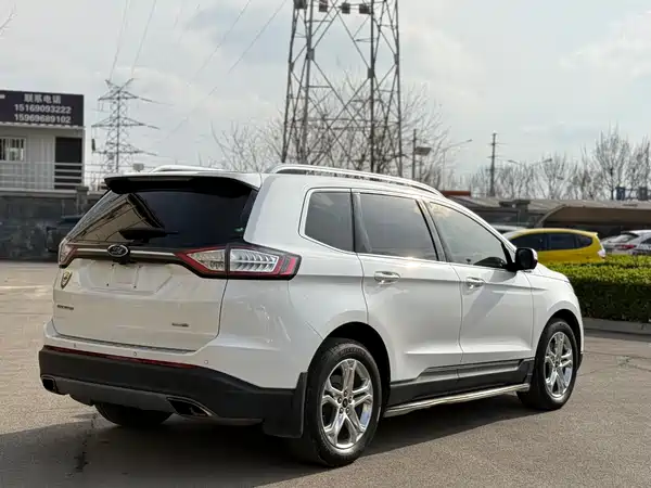 Ford Edge 2015