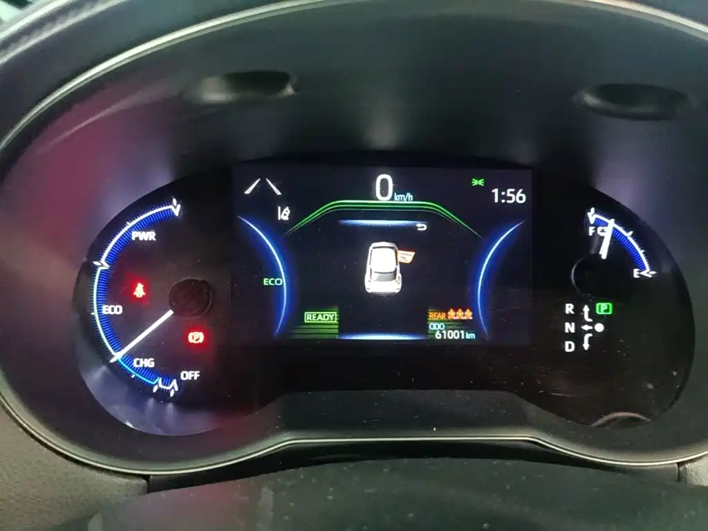 Toyota C-HR EV 2022 — фото 12