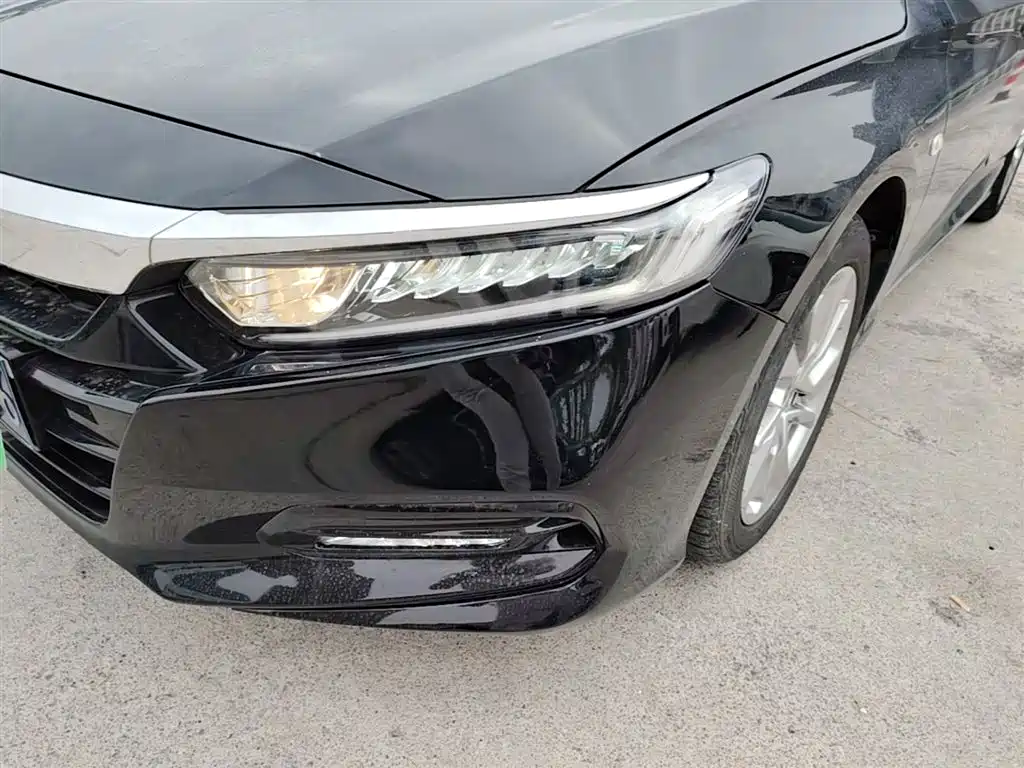 Honda Accord 2019 — фото 24