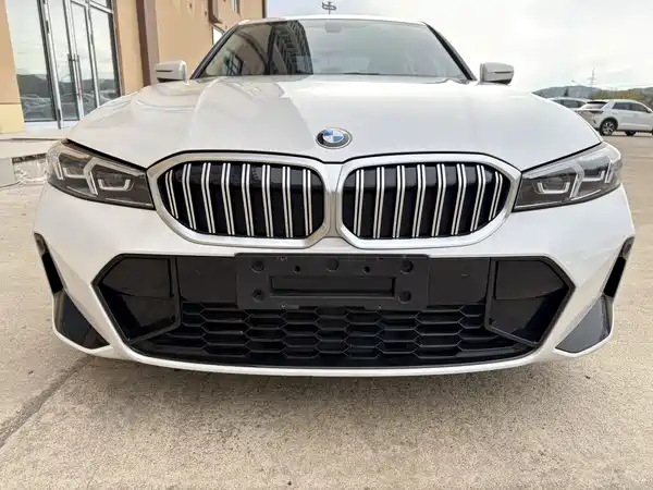 BMW 3 Series 2023