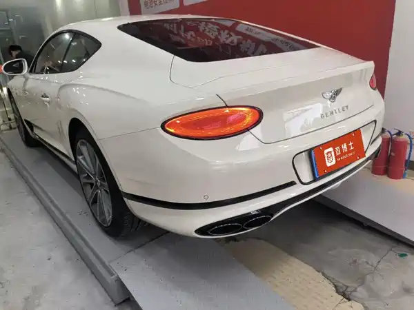 Bentley Continental 2022