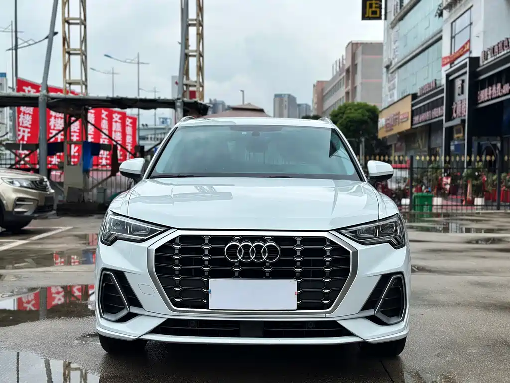 Audi Q3 2022