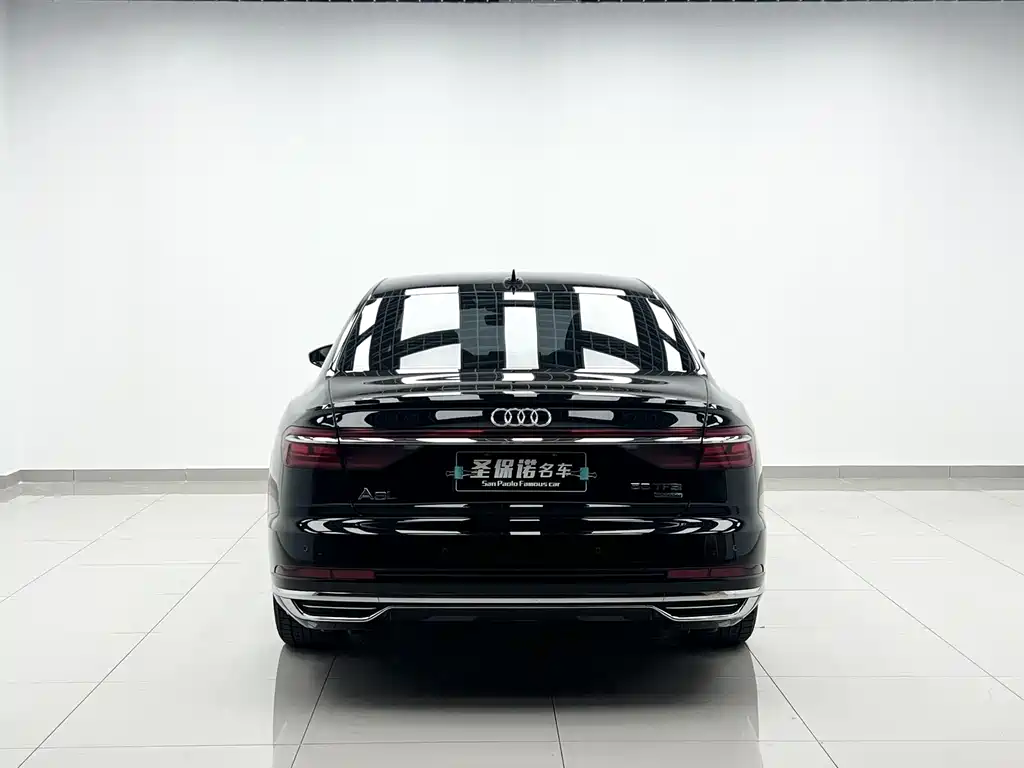 Audi A8 2022