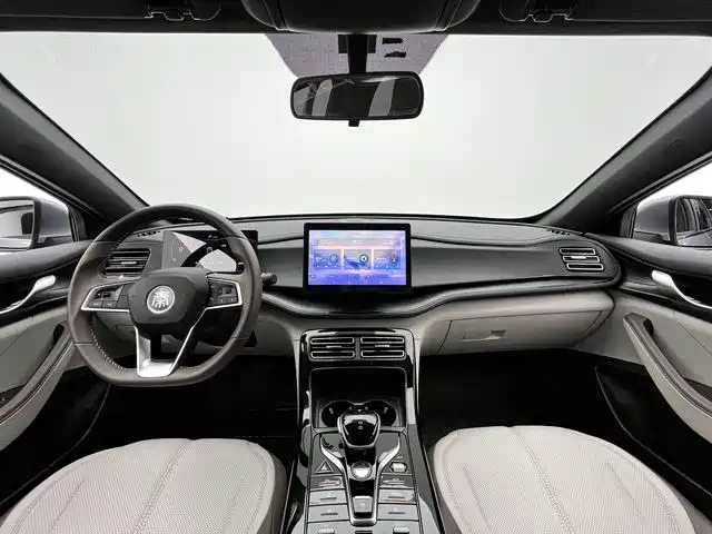 BYD Qin PLUS 2025 — фото 9