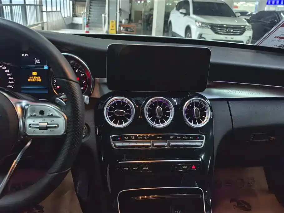 Mercedes-Benz C-Class 2019 — фото 13