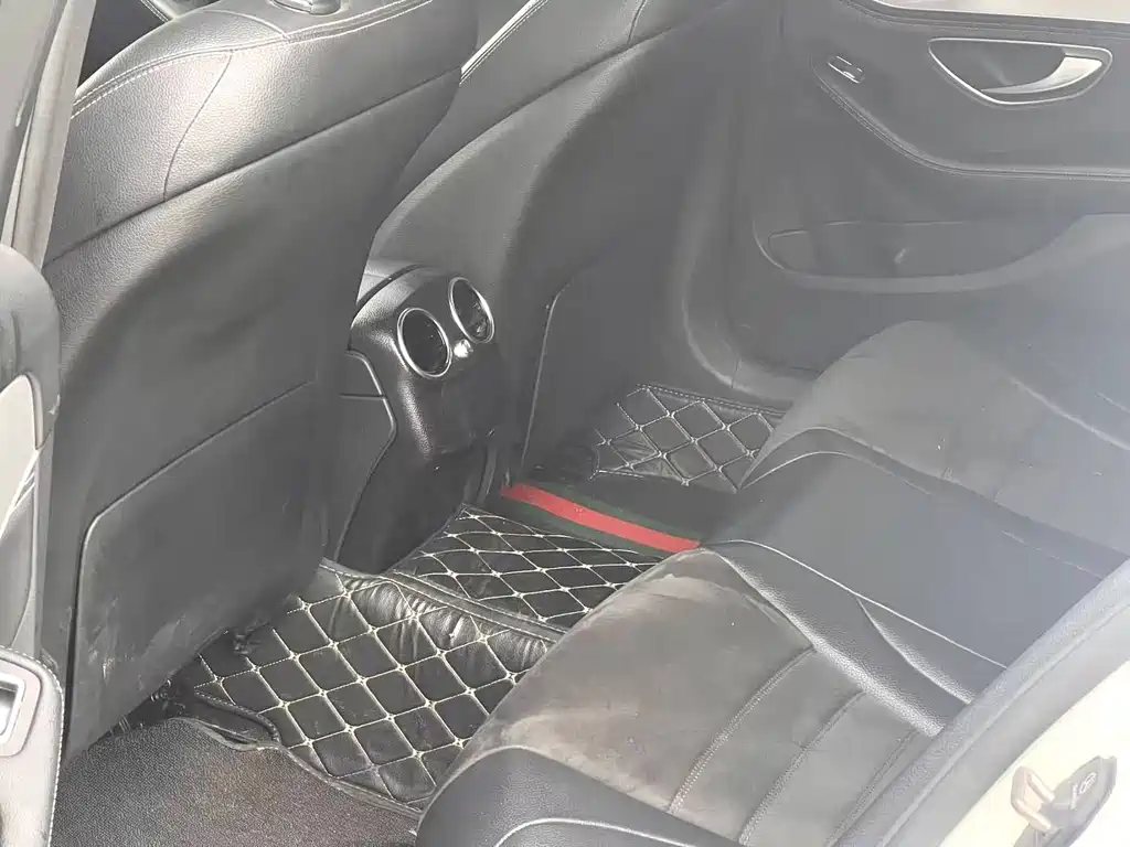 Mercedes-Benz C-Class 2018