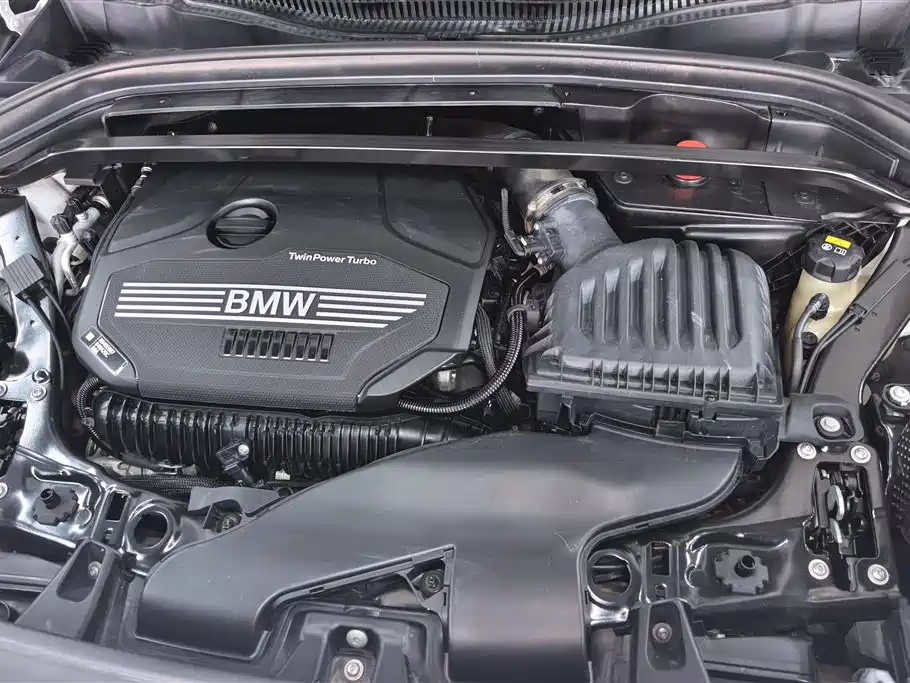 BMW X2 2022 — фото 10