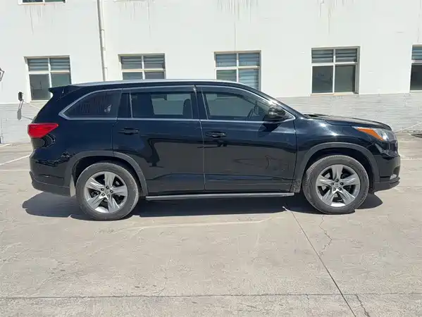 Toyota Highlander 2015